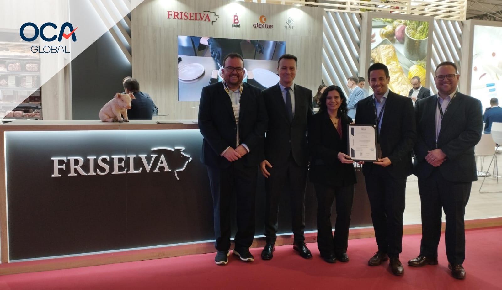 OCA Global realiza la entrega de la certificación Bienestar Animal Welfair a Friselva